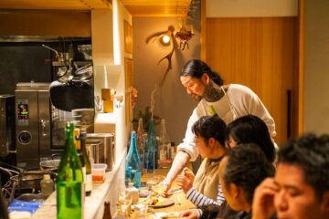黒磯で愛された日本酒酒場「酒と肴 あくび」。次の物語が生まれる場所を、受け継いでくれる料理人を探しています